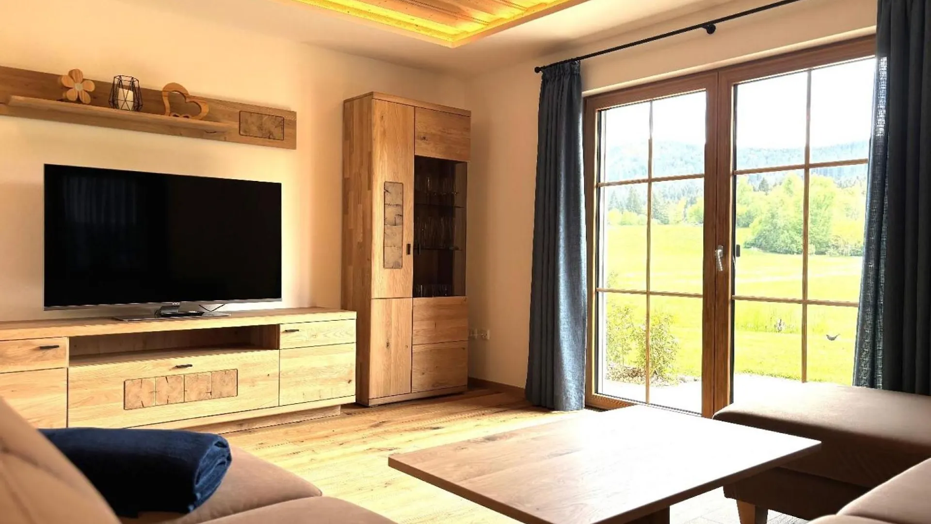Ferienwohnungen Holzferienhaeuser Leithenwald Zwiesel 0*,  Germany