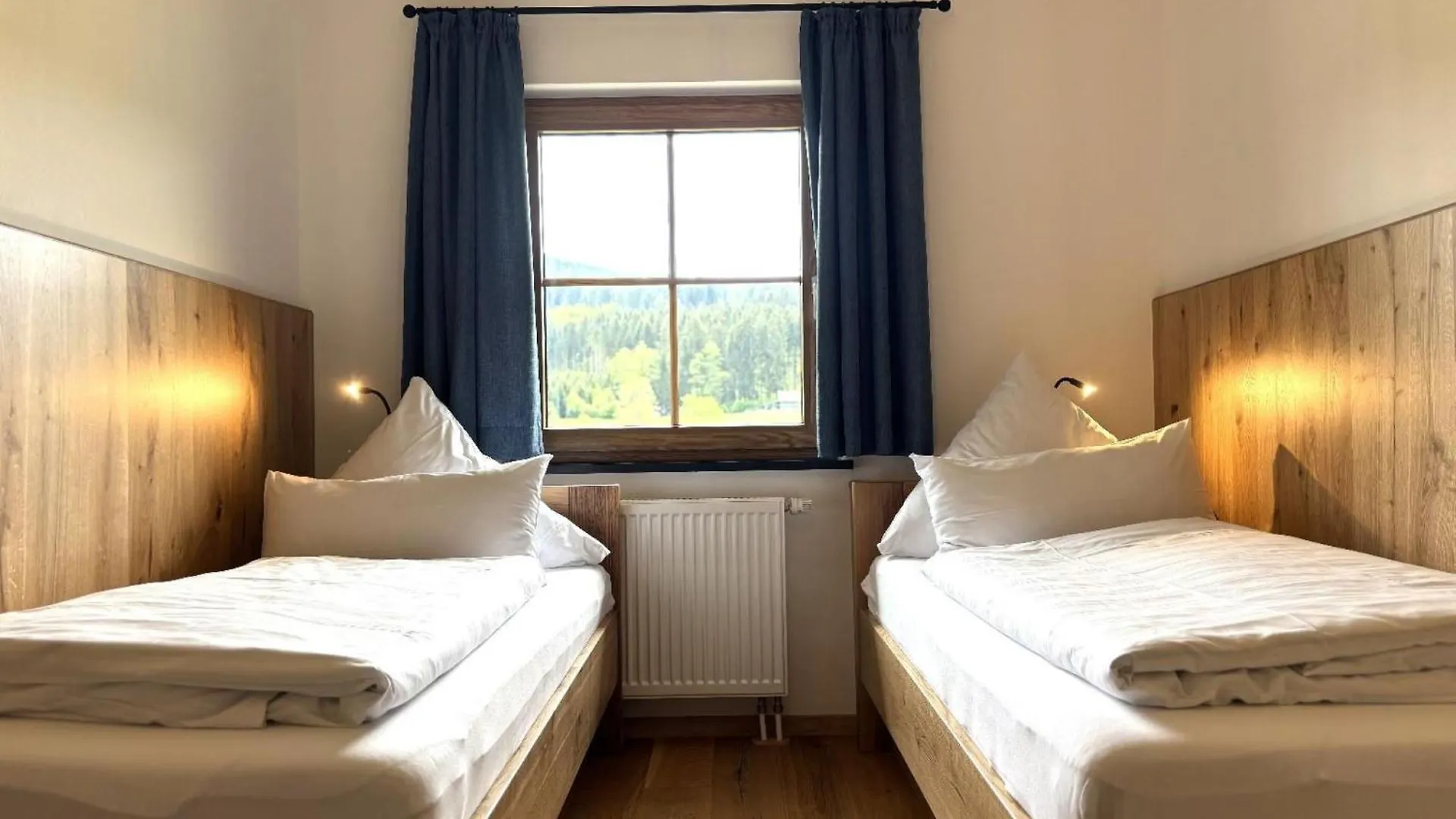 Apartment Ferienwohnungen Holzferienhaeuser Leithenwald Zwiesel Germany